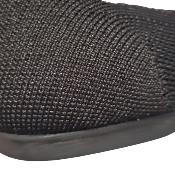 Rothy's The Flat Black Round Toe White Halo Slip on Shoes Retired Size 7.5 - Picture 6 of 12